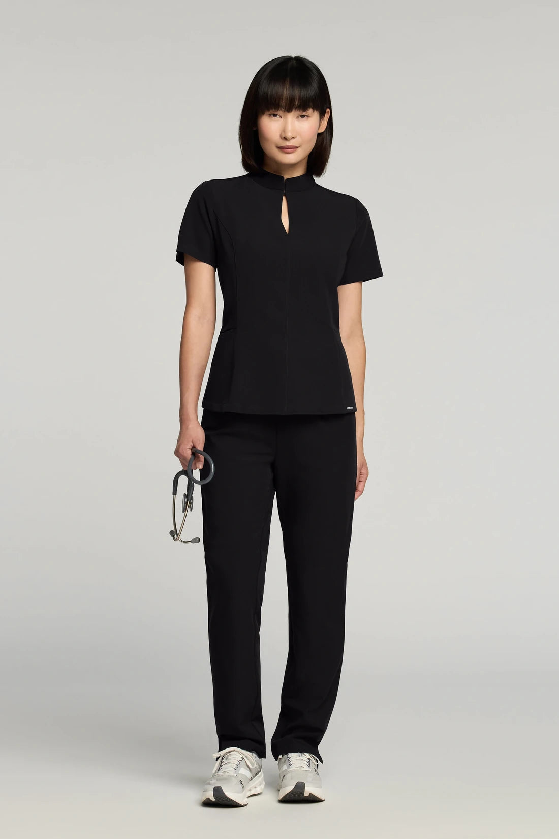 TOP MUJER JAANUU ULTRALAST W110003 - NEGRO