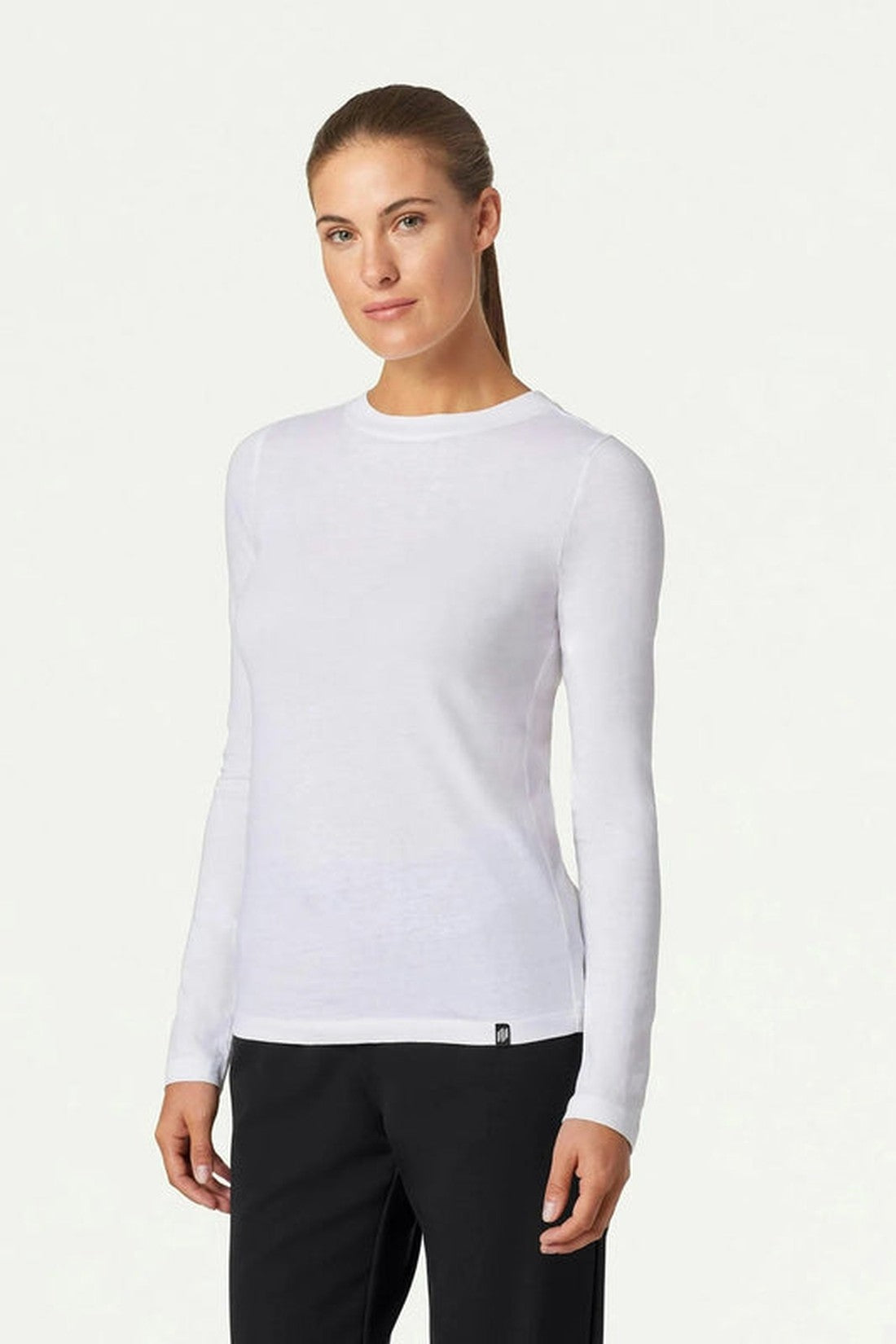 WOMEN'S JAANUU REGENX W30002U UNDERSCRUB - WHITE