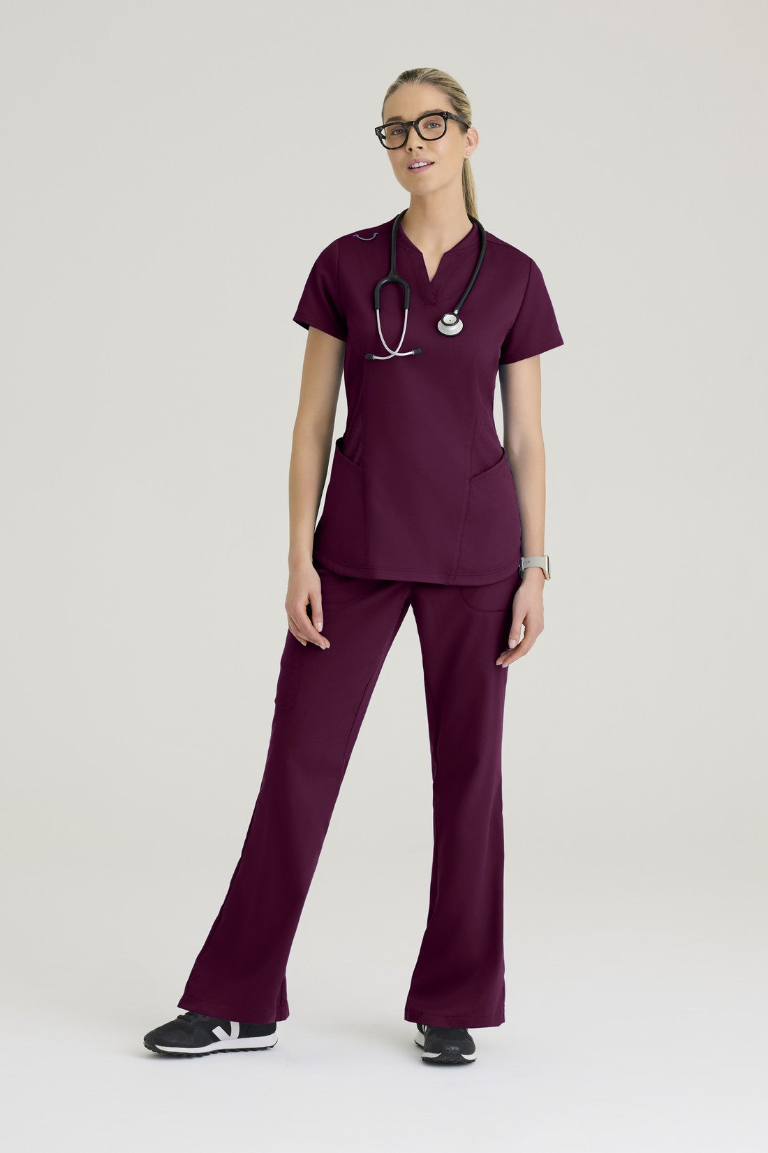 TOP MUJER GREYS ANATOMY  GRT303 - VINOTINTO