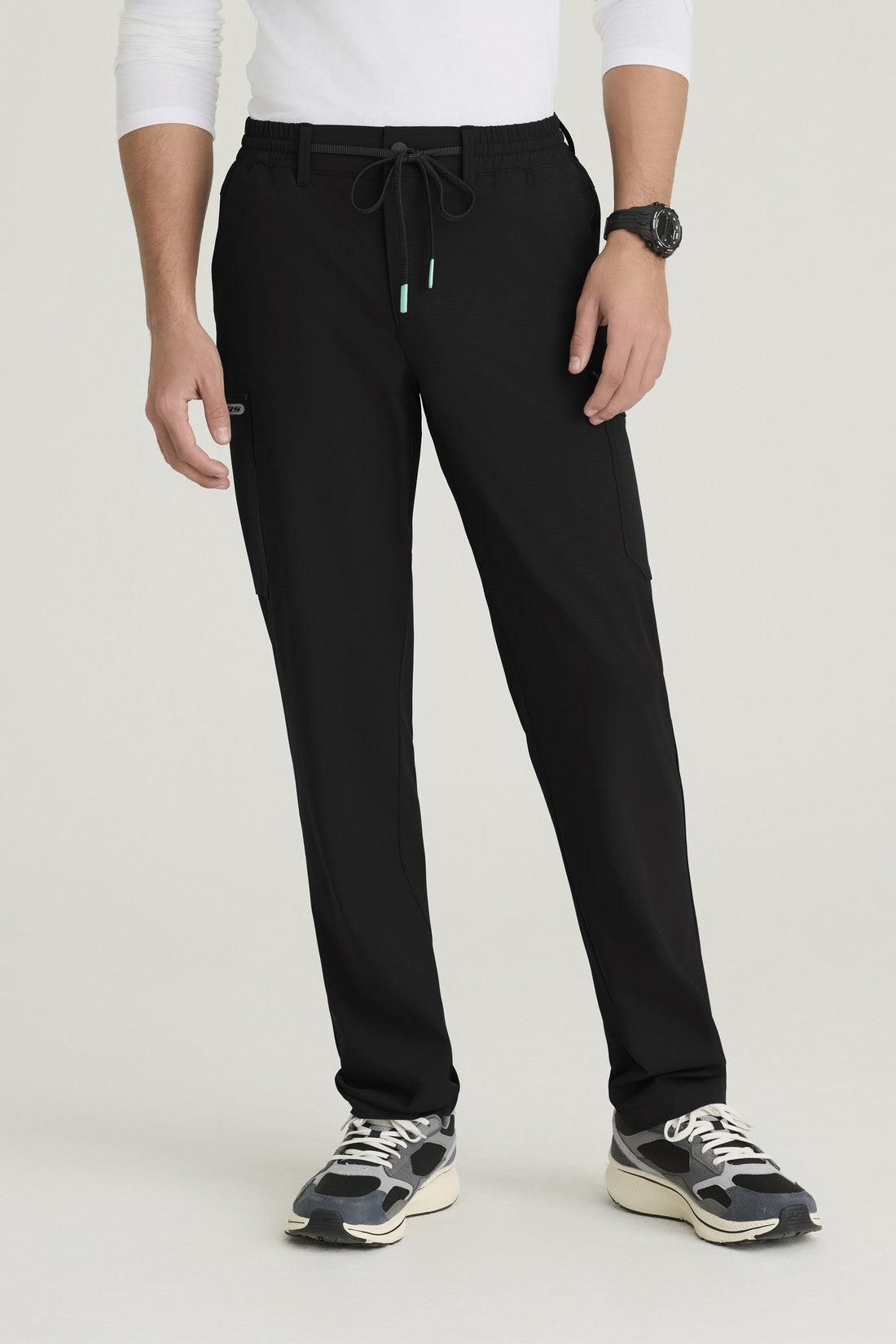PANTALON HOMBRE SKECHERS RIPSTOP SKP708 - NEGRO
